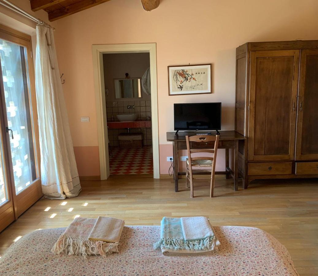 Agriturismo Il Filare Neviano degli Arduini Екстер'єр фото