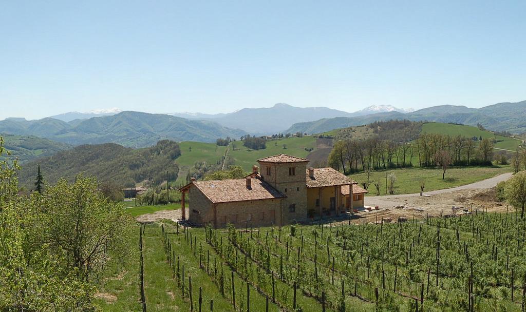 Agriturismo Il Filare Neviano degli Arduini Екстер'єр фото